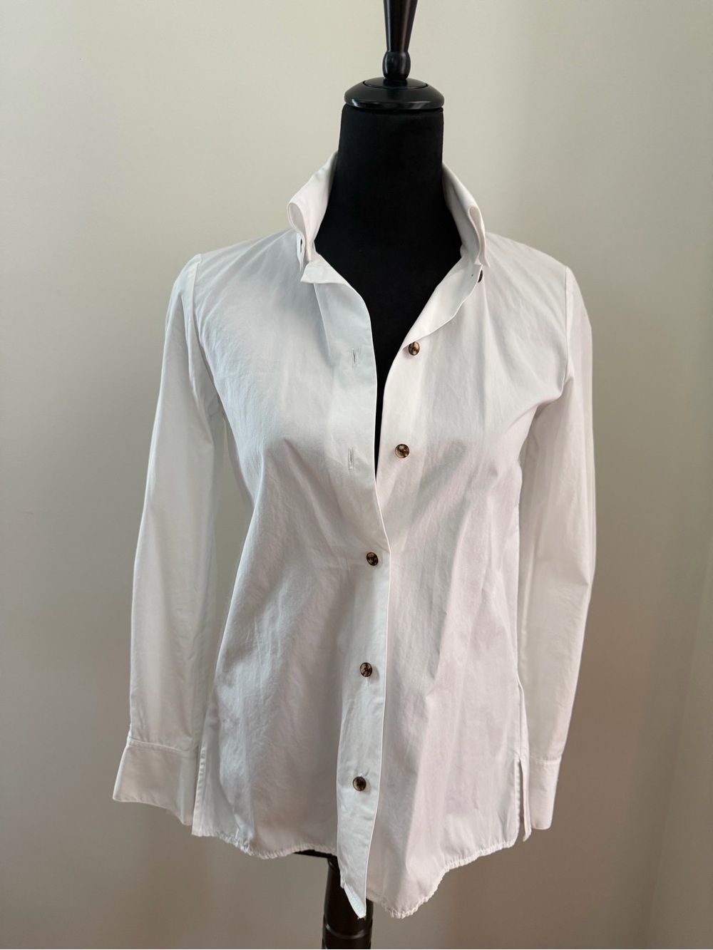 Lafayette 148 New York White button up shirt Size XXS 100% Cotton